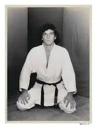 Rolls Gracie